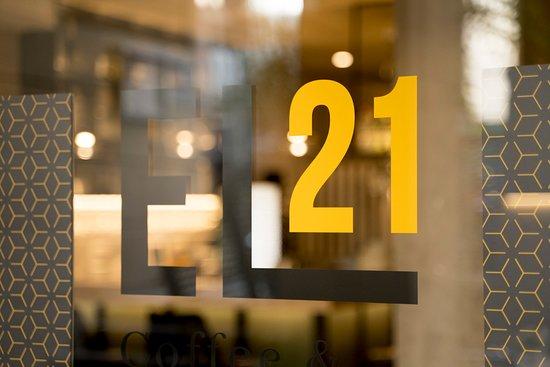 EL 21 Coffee & Restaurant