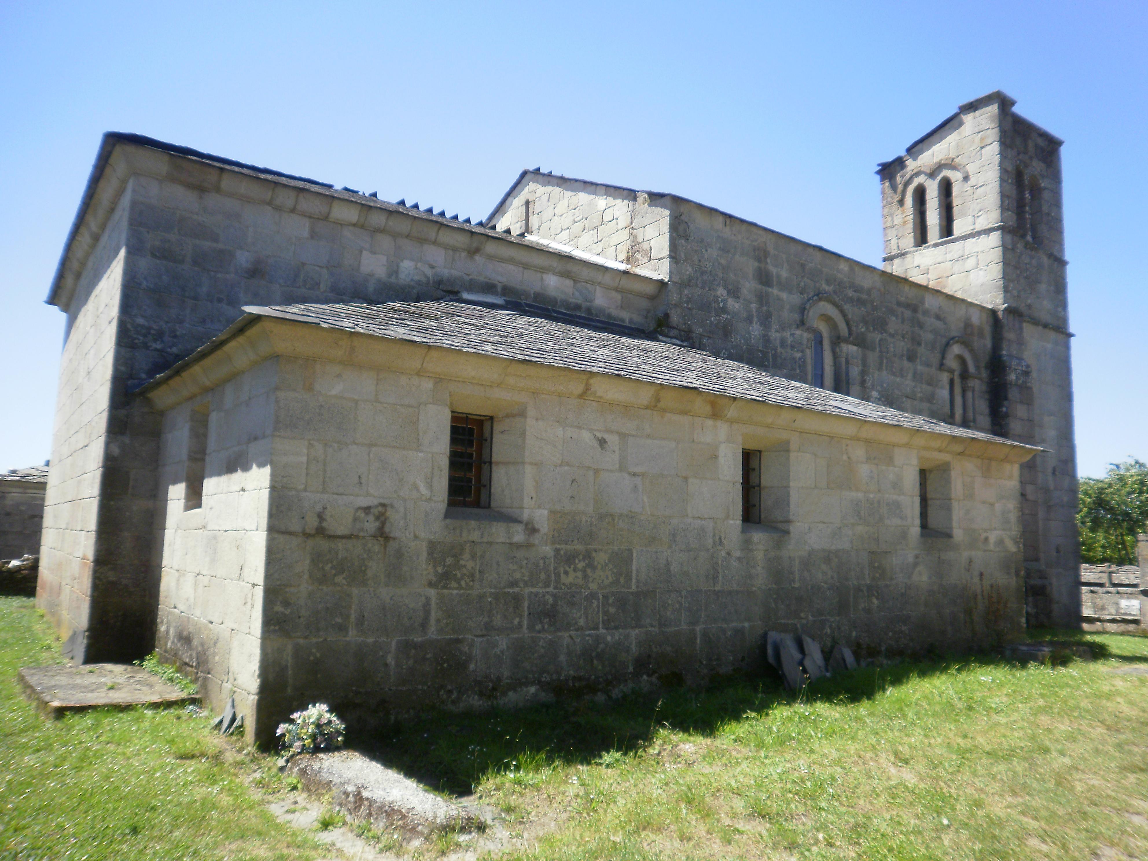 Iglesia Monasterial de Santiago de Barbadelo